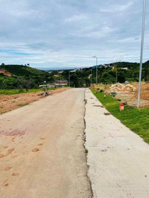 ưu đãi giữa năm bán đồng giá chỉ 499 triệu /lô sổ hồng sẵn công chứng ngay