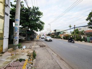 cho thuê mặt tiền kinh doanh, có chỗ ở lại, đường hà huy giáp