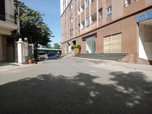 bán nhà liền kề đình thôn 75m x 6t đường rộng khu tấp nập kinh doanh văn phòng ăn uống