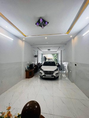 bán nhà mặt phố đường tại lý thái tông, thanh khê, đà nẵng. cách biển 100m rất sầm uất kinh doanh