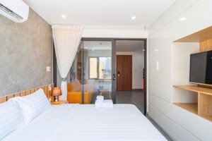 bán tòa căn hộ 7 tầng gần vương thừa vũ - hồ nghinh - cách biển 100m, dt: 90m2 giá nhỉnh