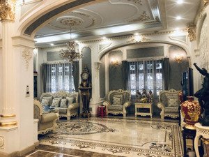 bán biệt thự 320 m2 siêu vip gamuda gardens, thiết kế phong cách hoàng gia cùng bế cá koi đẳng cấp.