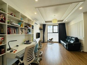 chính chủ cho thuê căn hộ cc the emerald mỹ đình 3pn 110m2 full giá 27tr. liên hệ 