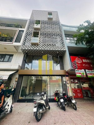 cho thuê nhà 4 lầu mặt tiền nguyễn văn hưởng có thang máy giá 88 triệu