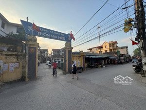 cần bán lô đất siêu đẹp 67m- đường 2 ô tô tránh nhau trước đất - vị trí trung tâm gần chợ mai hiên