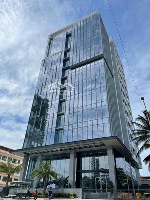 gấp!!! mặt tiền siêu đẹp đường lê duẩn quận 1 dtsd 900m2