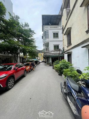 nhà đẹp kim mã,phân lô ô tô tránh - ngõ thông 2 mặt tiền,thang máy-kinh doanh-72m-6 tầng -mt:6.2m