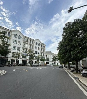 bán nhanh nhà phố vinhomes grand park - 84m² giá chỉ 13,9 tỷ, sẵn sàng ra sổ, bao thuế phí