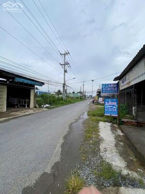 CHO THUÊ NHÀ 200m2 GIÁ 5TR/ THÁNG