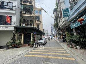 bán nhà ngõ 14 pháo đài láng 48m2* 4 tầng mt 4.2m giá 15 tỷ phân lô ô tô tránh