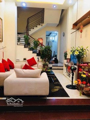 bán nhà chủ xây tâm huyết hẻm 6m an ninh - ô tô vào nhà thoải mái-đường nguyễn oanh- 4x18 vuông đẹp