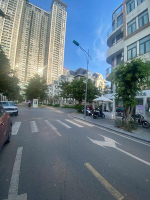 cho thuê sàn văn phòng hd mon hàm nghi 130m2 giá siêu rẻ 18 triệu/tháng