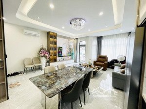 bán nhà mặt phố đường khánh hội, quận 4, 60m2, 5 tầng, 6pn, 4wc, chỉ 15,6 tỷ