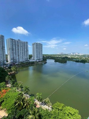 bán căn dic phoenix 106m2 3pn view biển. giá 4tỷ1 115m2 view hồ. 4tỷ45 lh: ms. thuỳ 