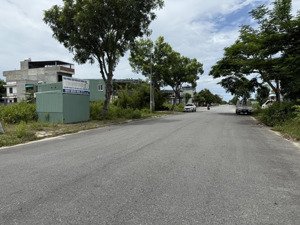 bán lô đất trục đường lớn trung tâm làng đại học đà nẵng