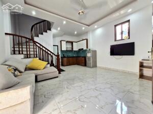 Bá,n Nhà Di Trạch - Hoài Đức, 30m2* 4Tầng Nở Hậu, Ngõ nông gần ôtô chỉ 50m ra trục chính.