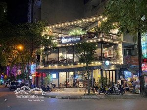 hàng hiếm nhà lô góc 3 mặt tiền ngõ huế - hai bà trưng, 180m x 4t, mặt tiền 30m, nhà thông sàn