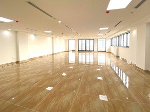 bán tòa văn phòng mặt phố khuất duy tiến. giá 45 tỷ