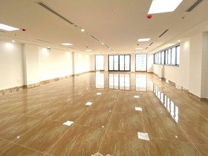bán tòa nhà văn phòng 9 tầng mặt phố nguyễn ngọc nại, giá 26 tỷ