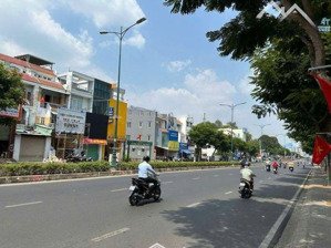 chính chủ bán mặt tiền kinh doanh lê văn việt diện tích 5x20 giá 23 tỷ