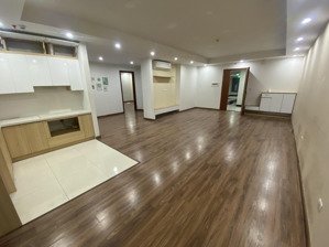 gấp!cho thuê căn hộ việt đức complex 39 lê văn lương, 95m2, 3 phòng ngủ , giá chỉ 18 triệu/th có tl