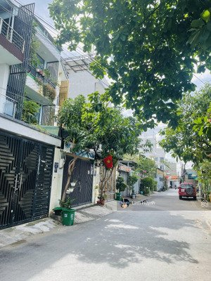 giảm 100tr - lô đất đẹp 2 mặt tiền - đường xe hơi - ngay ql13 - gần vạn phúc city - dân cư cao tầng