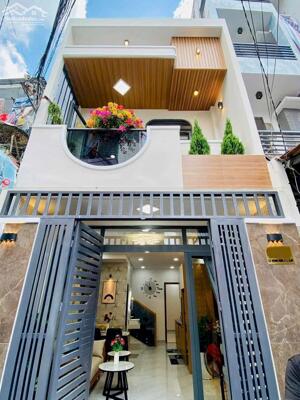 40M2 XÂY MỚI FULL NỘI THẤT NGAY P1 gv NHỈNH 5TỶ