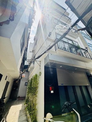 bán nhà tam trinh, siêu phẩm lô góc quên lối về! 38mx5tầng mới cứng,mt4,5m quyền lực, nhỉnh 8tỷ