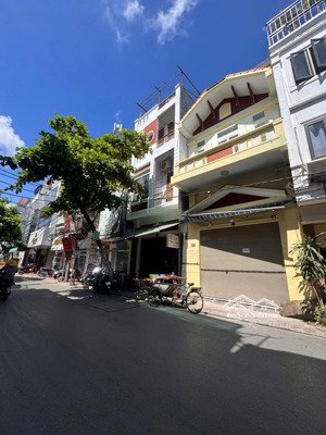 chủ thiện chí bán - khu tăng thiết giáp - 788 thiên lôi nằm giữa cầu rào 1, cầu rào 2, hh commerce