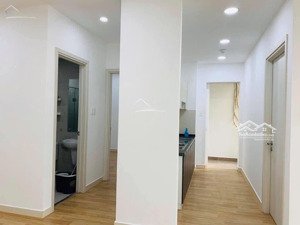 giá hót - bán gấp căn hộ cộng hòa garden - view đẹp sân bay - 2pn + 2wc - bàn giao ngay
