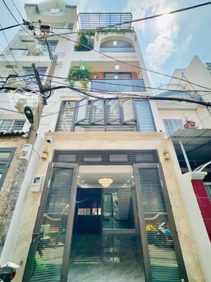 ngộp vốn kd bán gấp nhà cao thắng, p2, q3. hẻm xe hơi. 65m2. shr. - trúc