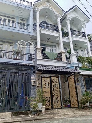 nhà 4 tầng full nội thất siêu đẹp - 4.99 tỷ - trường lưu long trường q9