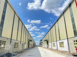 bán xưởng 5000m2 kcn hựu thạnh tân đức, đức hòa, long an. pccc tự động. giá bán 42 tỷ