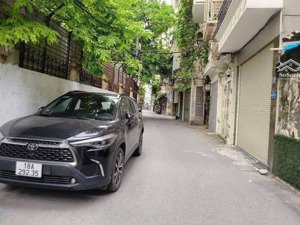 kim mã ô tô ngủ trong nhà gần phố ba đình 43m2*4t mt 3.5m chào 8.9 tỷ