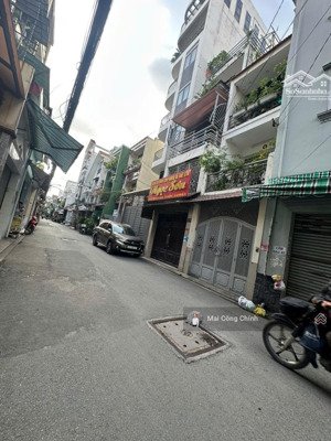 giáp q10, 110m2, 5 tầng, 5 pn, hẻm xe tải thông, hoàn công đủ, nở hậu