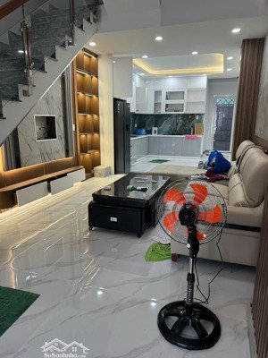 bán tòa nhà mặt tiền vị trí siêu đắc địa ngay ngã tư nguyễn văn đậu ~100m2 5 lầu 19.35 tỷ
