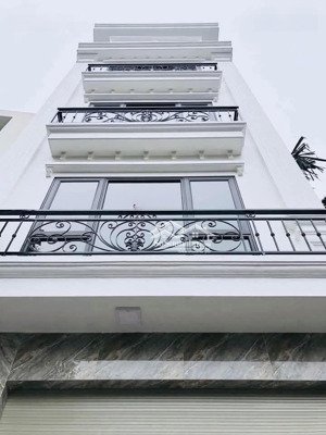 lô góc 3 thoáng! 10m ra phố, 6t thang máy mới tinh, 38m2, mt 3.5m, giá 9.6 tỷ