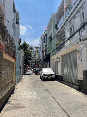 52m2 - giá 6,78 tỷ - hẻm xe hơi tới nhà - bùi đình tuý bình thạnh (4x13m) nhà đẹp ở ngay
