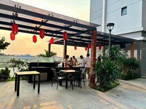 bán đúng giá căn hộ the rivana 2pn2wc 2ty8 tầng trung view ngoài đẹp