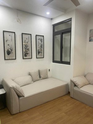 nằm tại khu phố hoa đường phan xích long, pn - dt 4x13 - 3 tầng st - giá 17 tỷ - nhà đẹp ở ngay