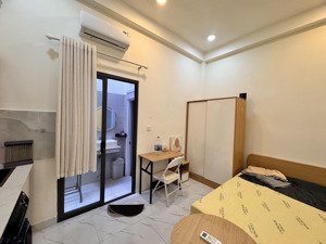 cho thuê phòng 1pn sân vườn gần trường đại học full nội thất gần etown công hoà liên hệ ngay