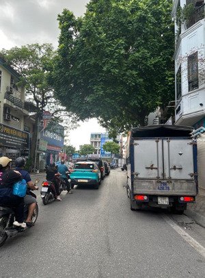 bán gấp nhà ngô gia tự dt 36m2 -chỉ 10.86 tỷ-ô tô 7chỗ vào nhà - kinh doanh-dòng tiền đỉnh