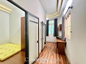 cho thuê căn hộ 2 phòng ngủ, full nội thất, 4 người 3 xe, rộng 45m2, gần đại học bách khoa q10