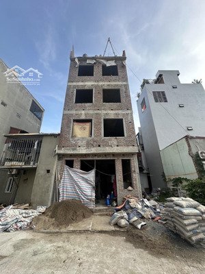 nhà mới thang máy full nội thất view hồ