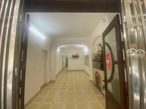 cho thuê cc 2pn, 1vs, 70m2 tại giải phóng, giáp bát, hoàng mai, hn, 10 triệu/tháng