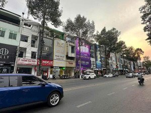 bán căn nhà 1 trệt 2 lầu mặt tiền đường võ thị sáu tuyến phố kinh doanh sầm uất, gần vincom