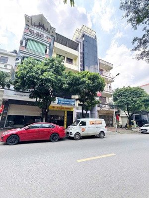 bán nhà liền kề kiến hưng 70m², 5 tầng, mặt phố kinh doanh, vỉa hè rộng, tiềm năng tăng giá mạnh