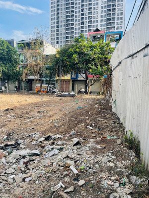cho thuê đât trống an lạc , bình tân giáp quận 6 . giá thuê 49 triệu thương lượng .