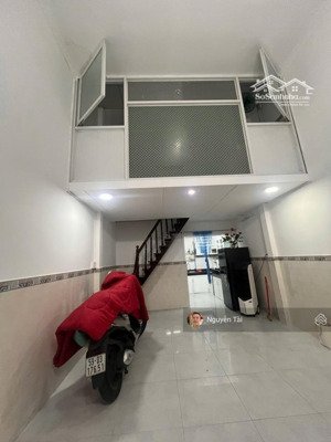 bán gấp nhà riêng phú thọ hoà, tân phú, 40m2, 2 tầng, hẻm xe hơi thông, nhỉnh 3 tỷ.