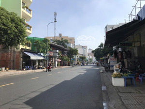 mtkd tân hương gần chợ 6x20m giá 14.5 tỷ